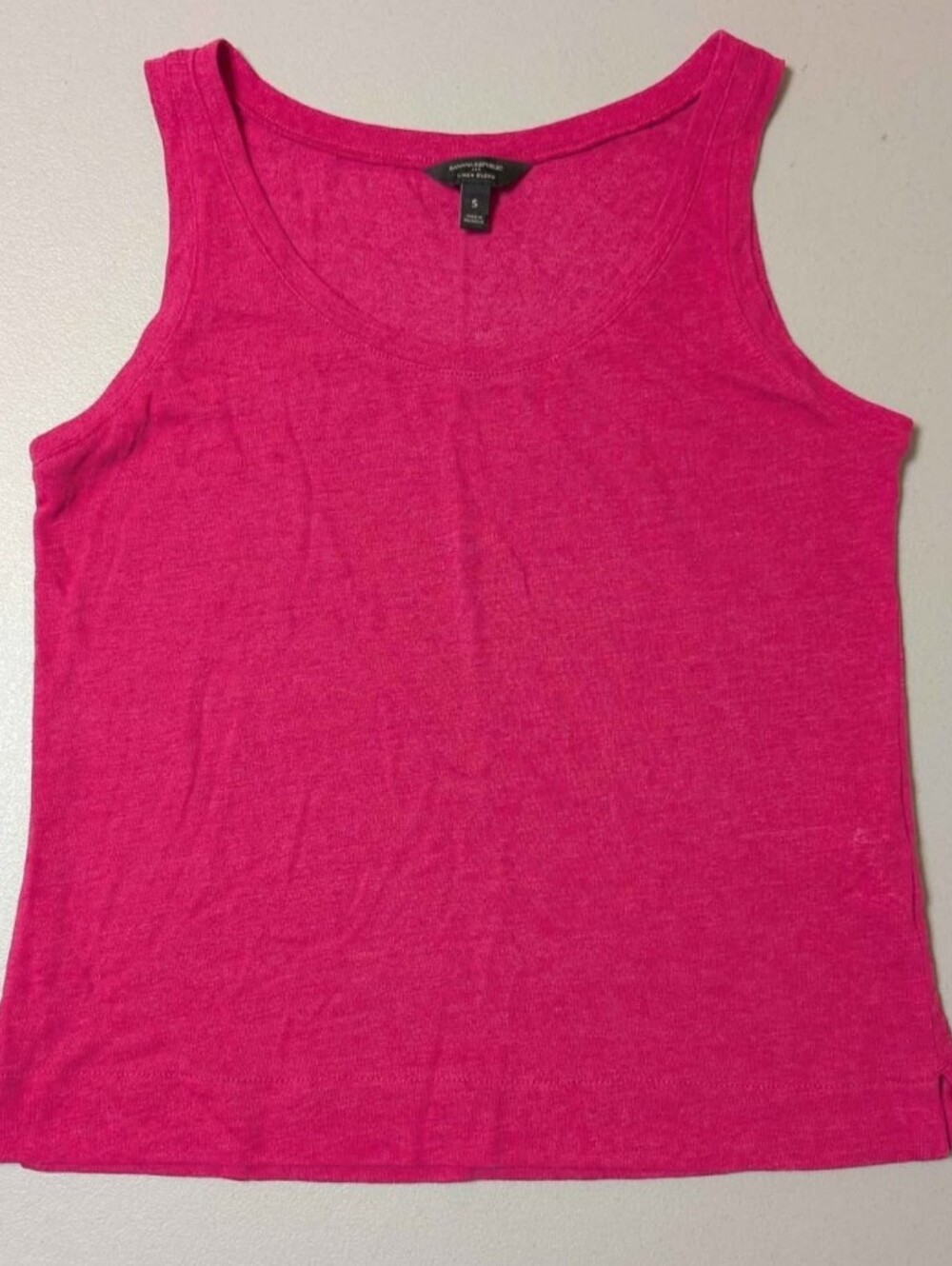 Banana Republic small pink tank top